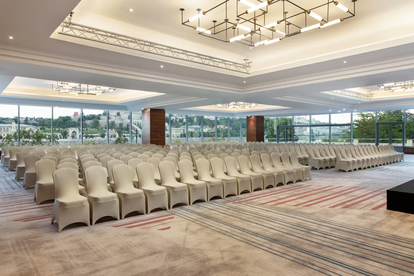 Budapest Marriott conference room